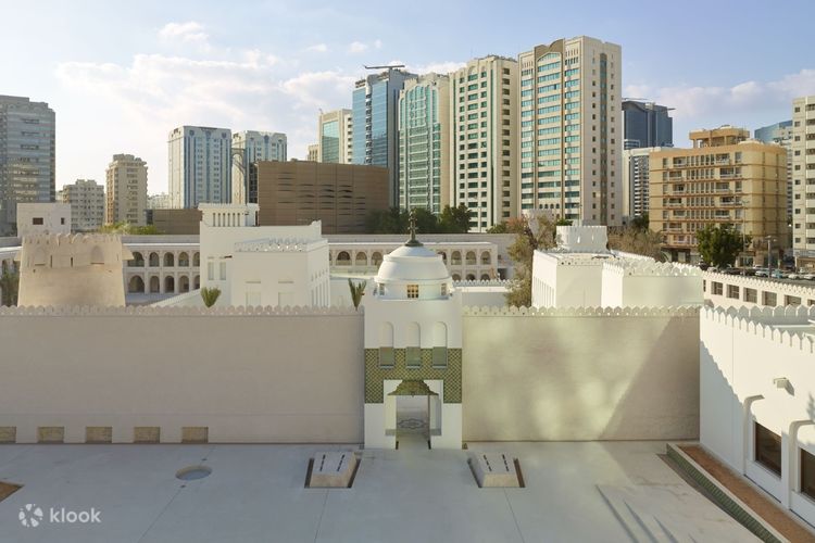 famous buildings in uae | qasr al hosn