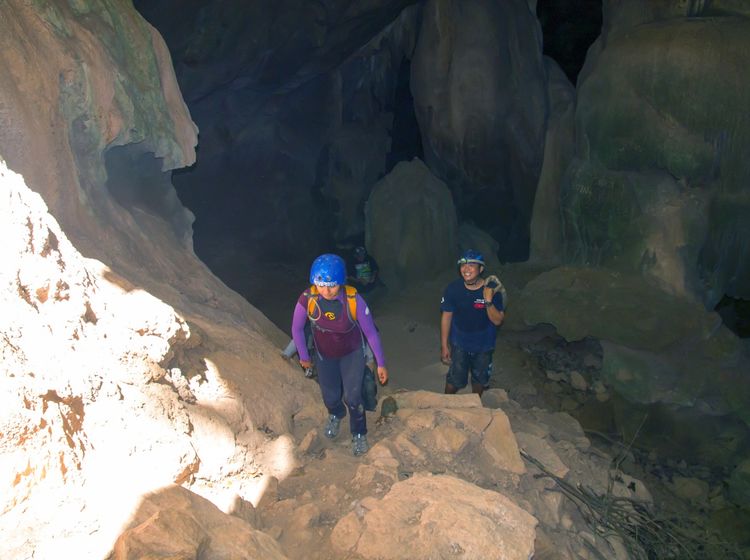 caving in ipoh | kandu cave