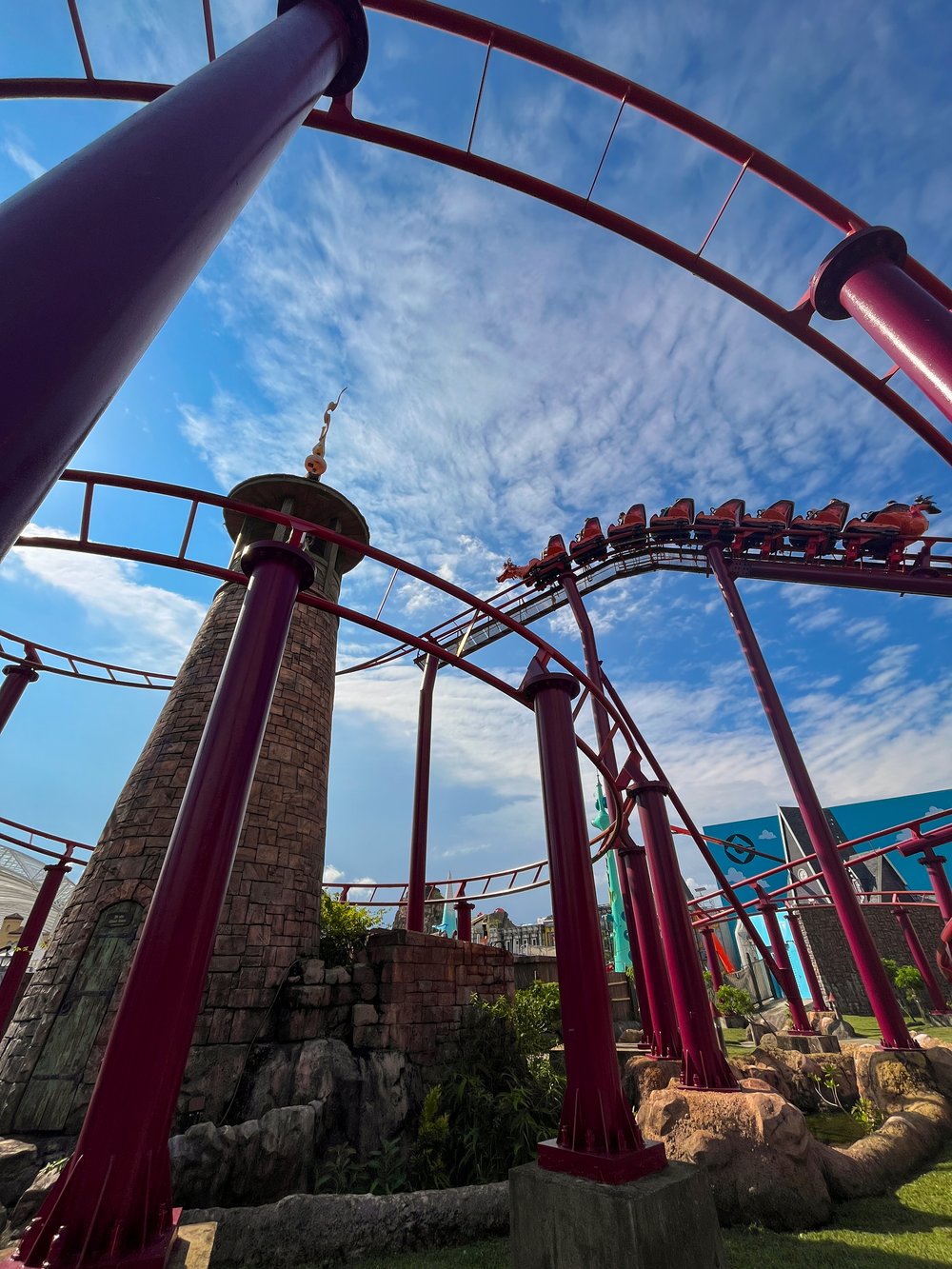 The 10 Best Rides At Universal Studios Singapore You Shouldn T Miss Out