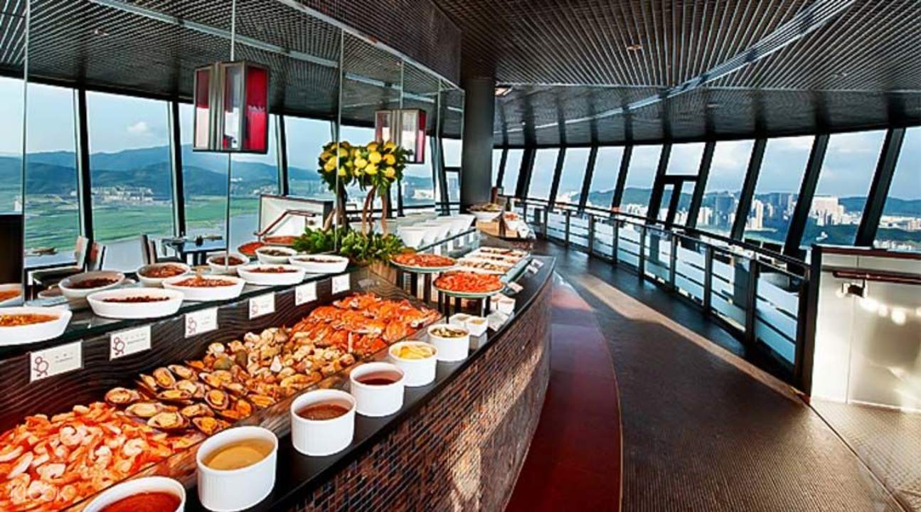 360°旋转餐厅 自助晚餐 - 澳门旅游塔