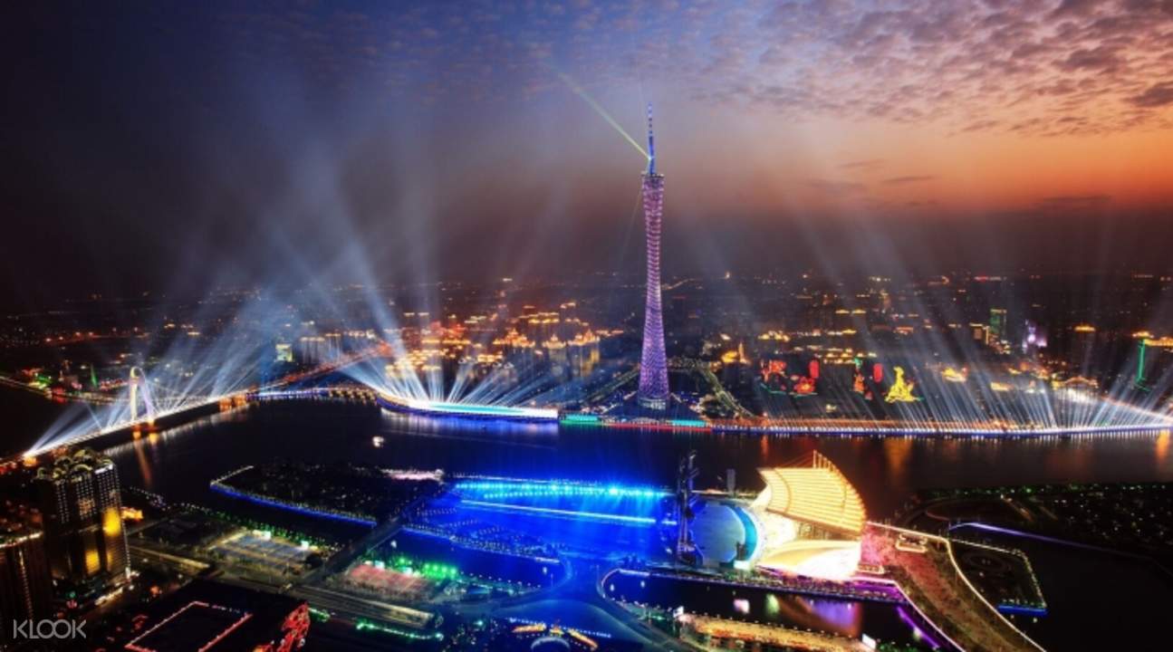 广州必访的美丽夜景就在这里,登上流光溢彩的广州塔,从各个角度观赏