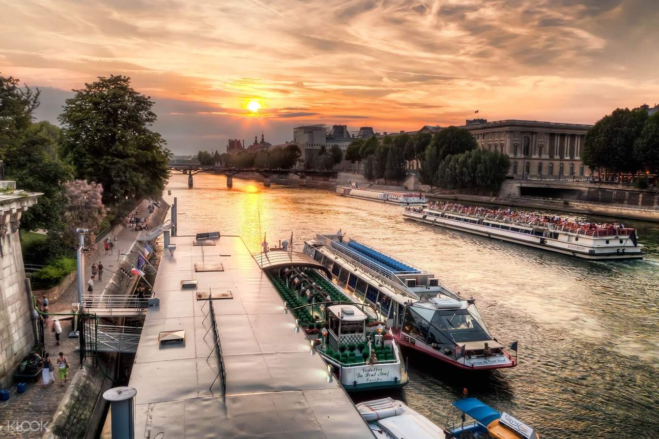 paris tour and eiffel tower lunch with seine river cruise