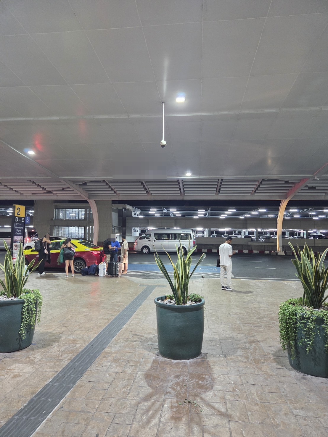 HKT Gate2