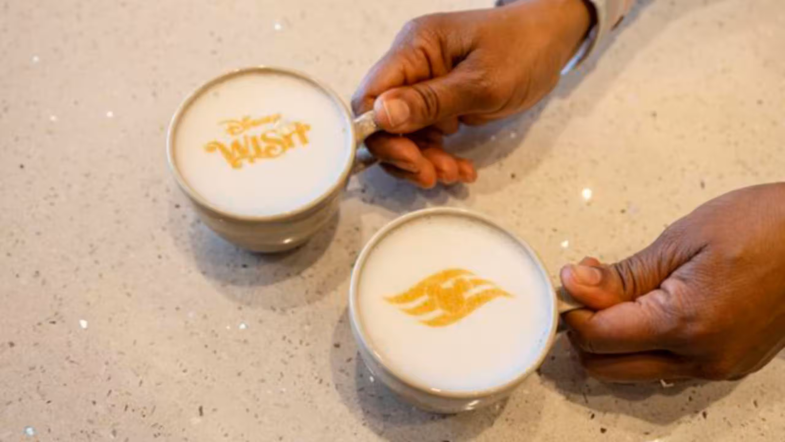 DCL-WW Dining (Walkup Cafés)
