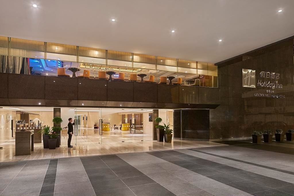 Отель Holiday Inn Golden Mile