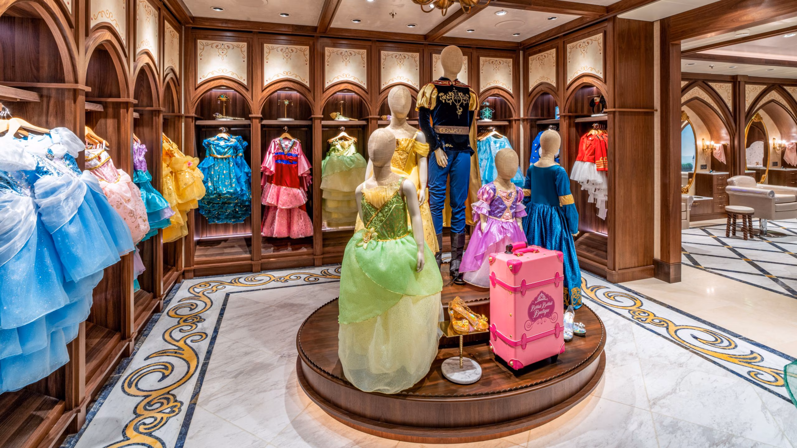 DCL-WW Entertainment (Bibbidi Bobbidi Boutique)