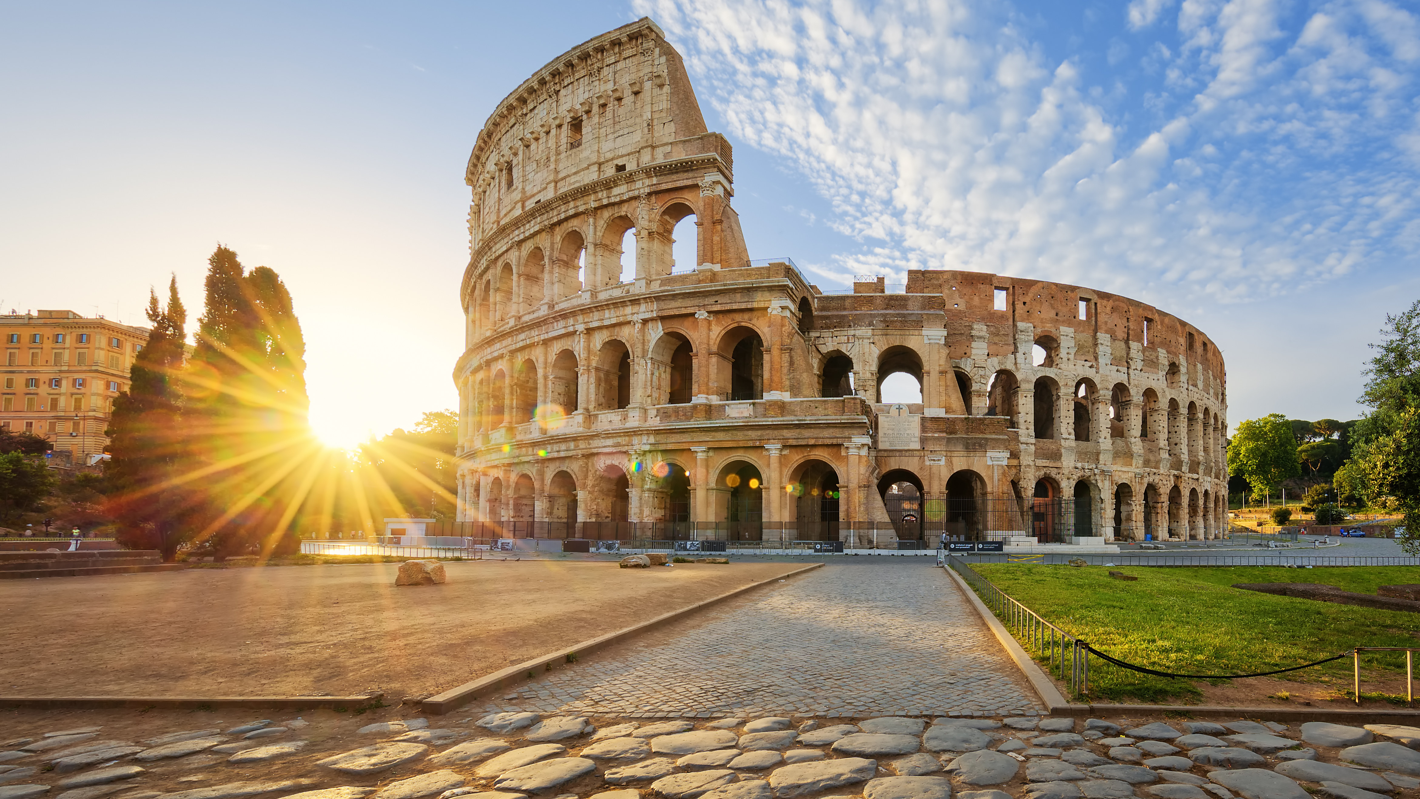 monuments in rome italy