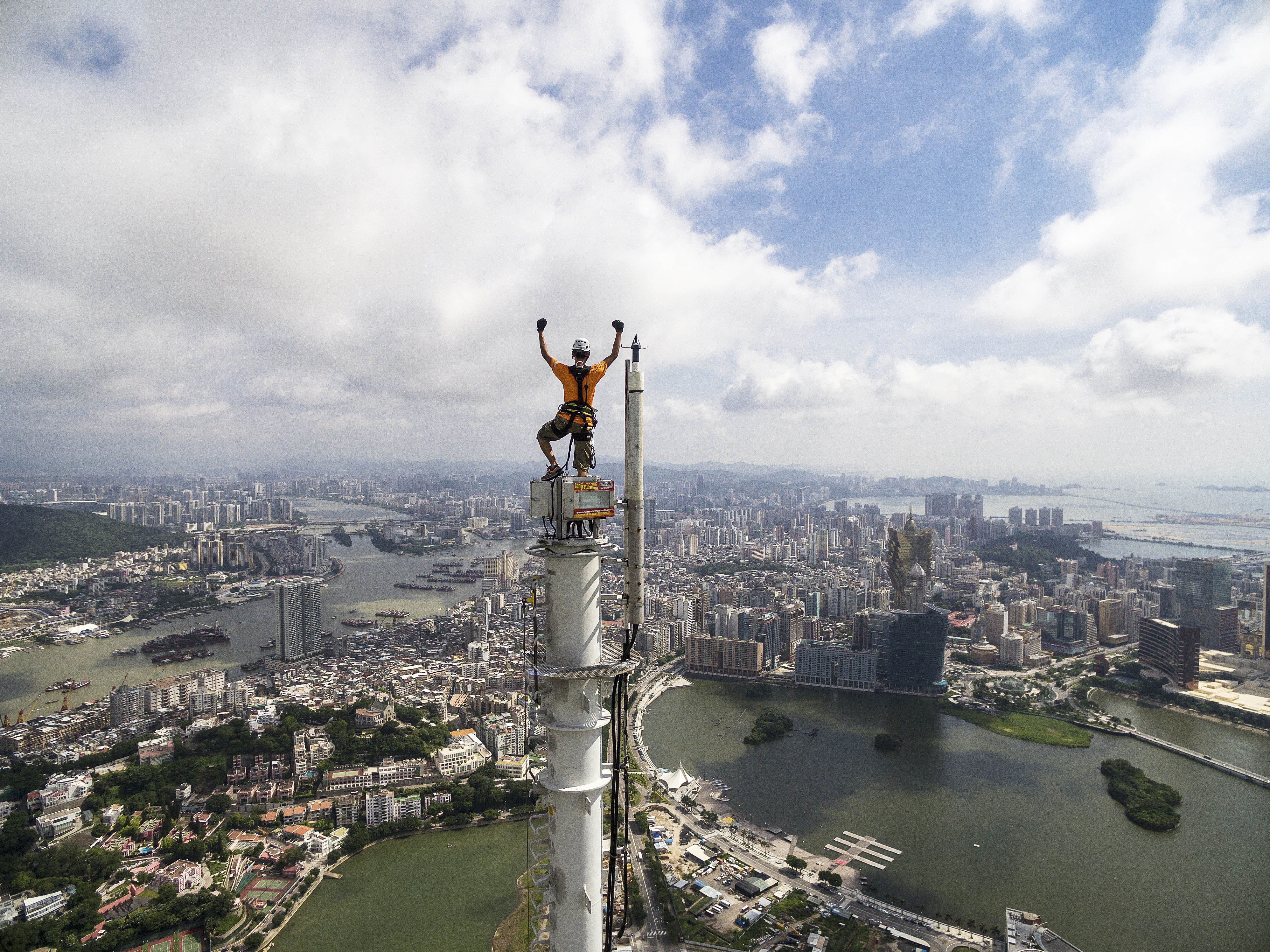 Macau Tower прыжок банджи джампинг