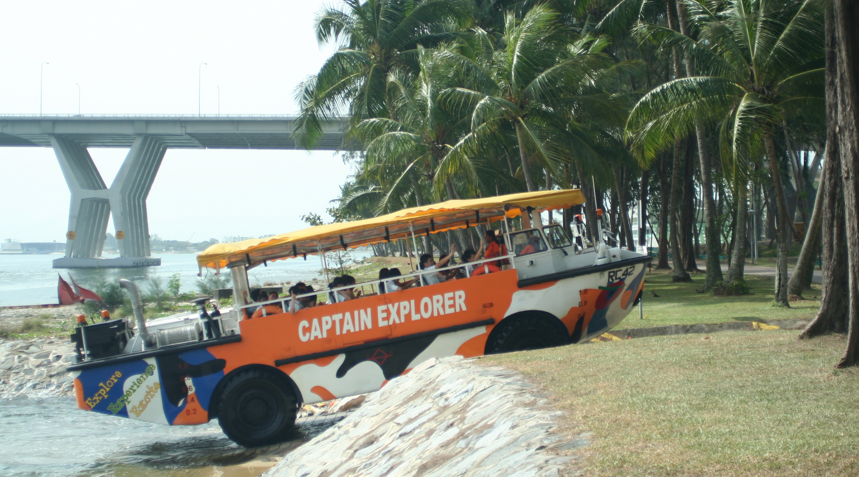 新加坡Captain Explorer DUKW®之旅