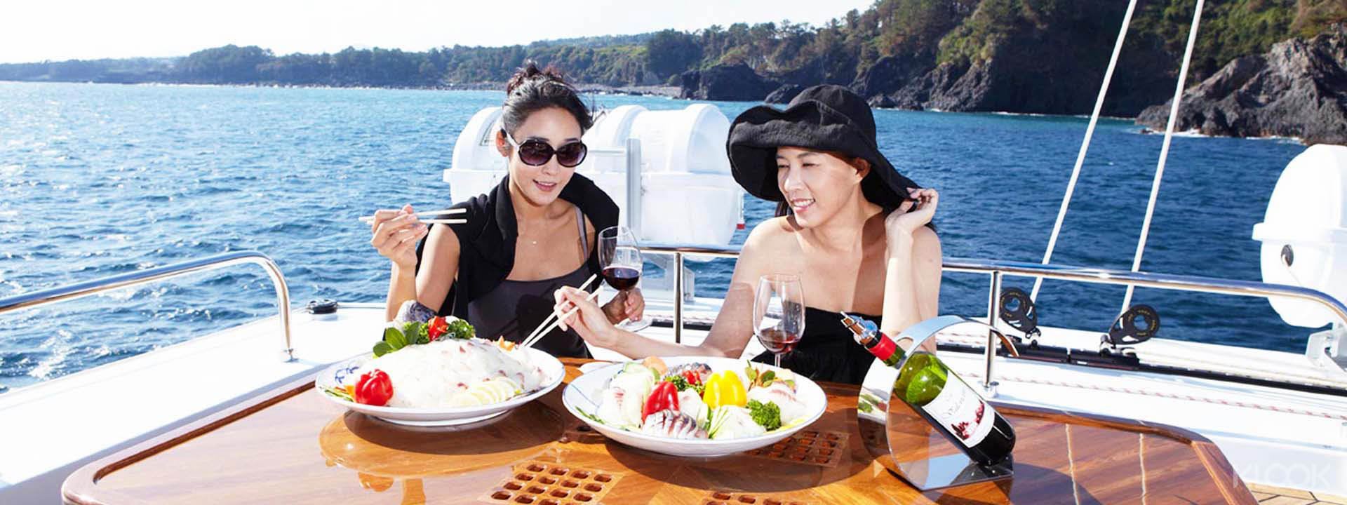 Luxury Sailing Cruise