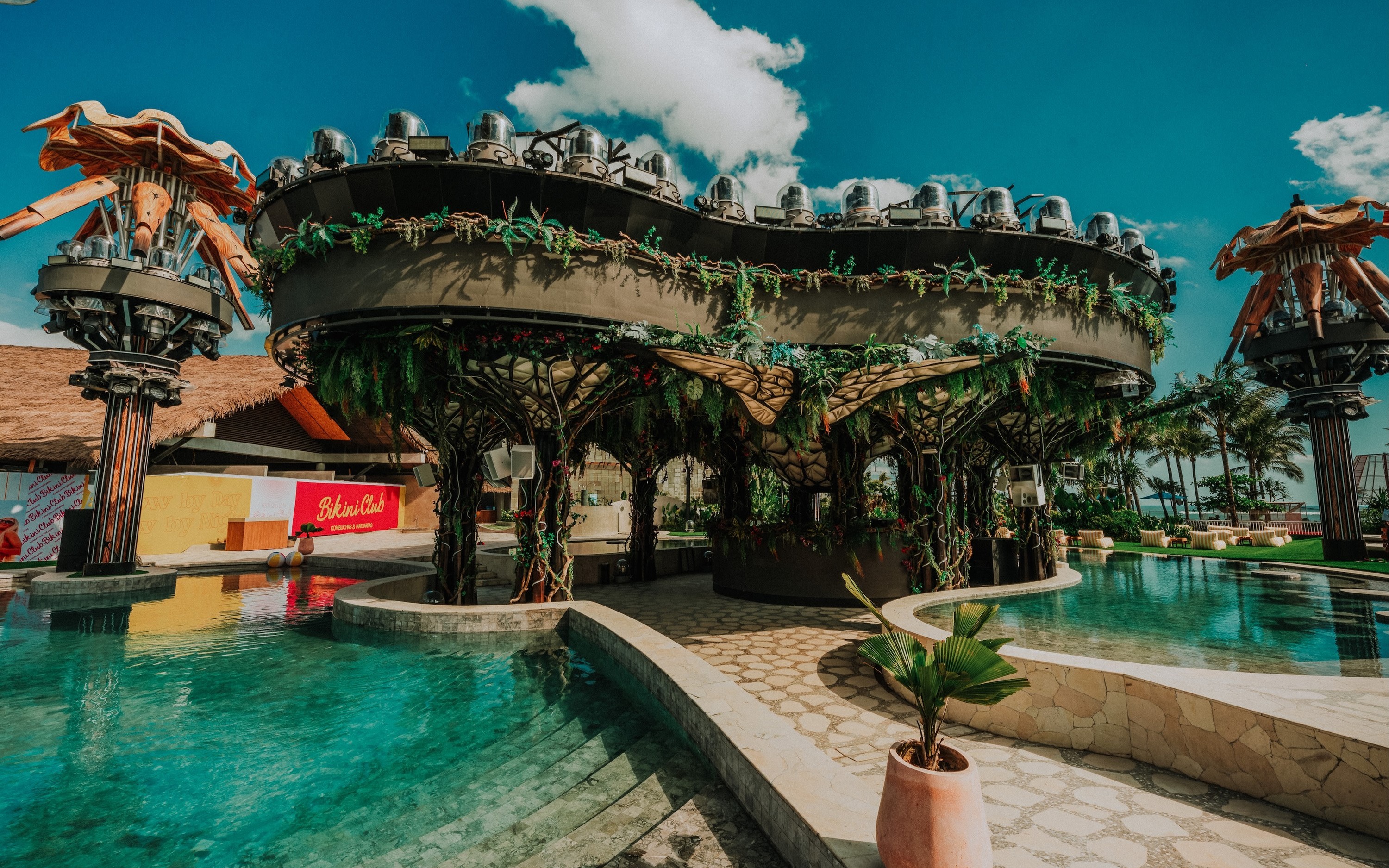 Atlas Beach House Ticket in Canggu Bali