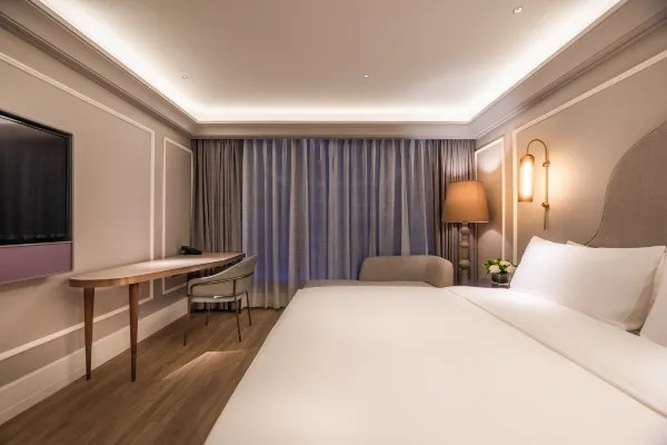Hotel Room Environment Display Image