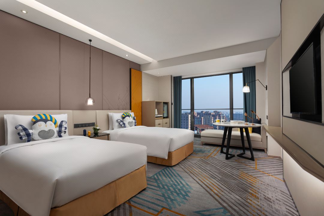 Superior Room Double Bed High Floor
