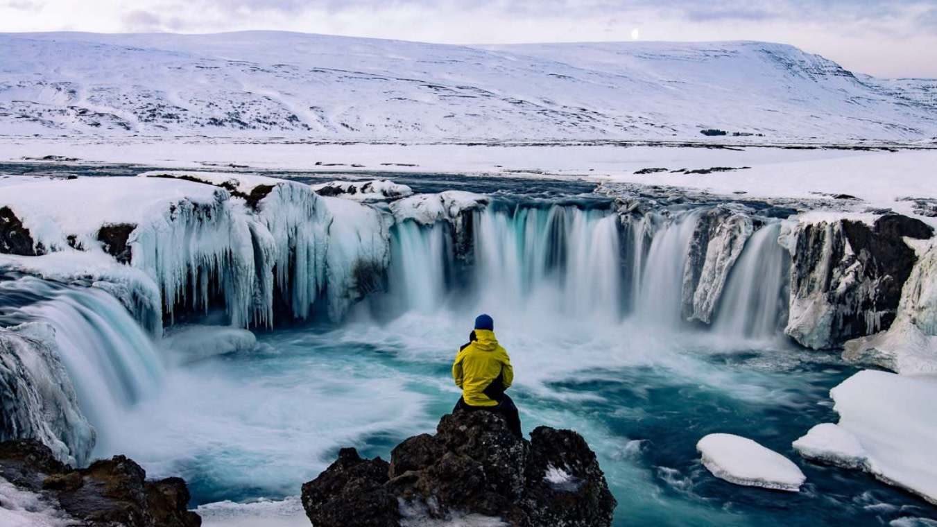 Diamond Circle cruise ship tour from Akureyri