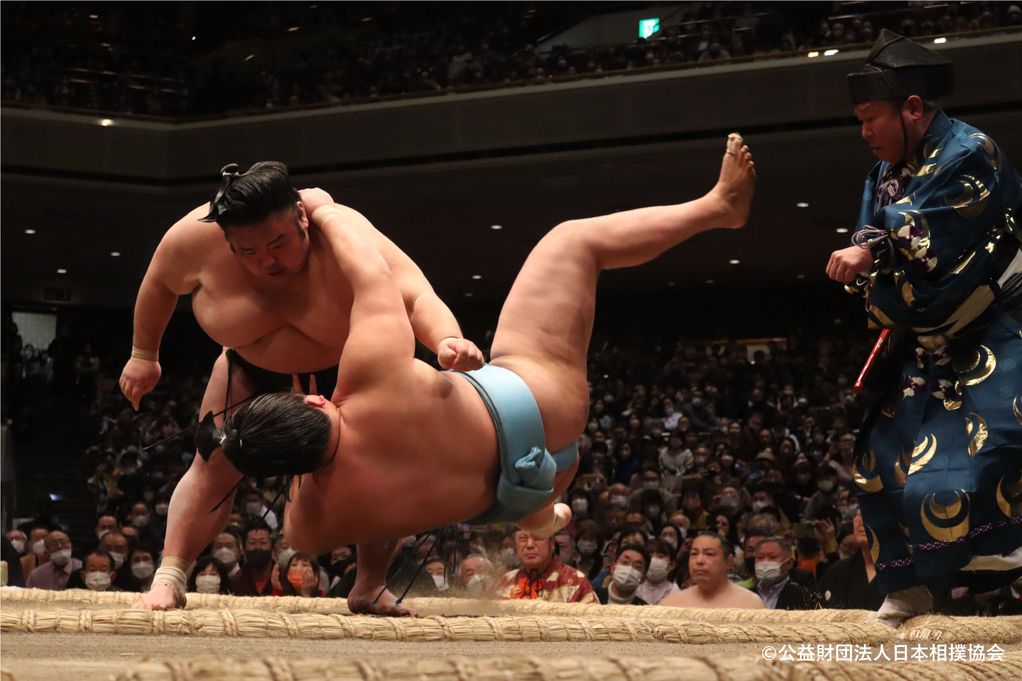 Tokyo Grand Sumo Tournament Viewing Tour with Sumo Chanko Dinner