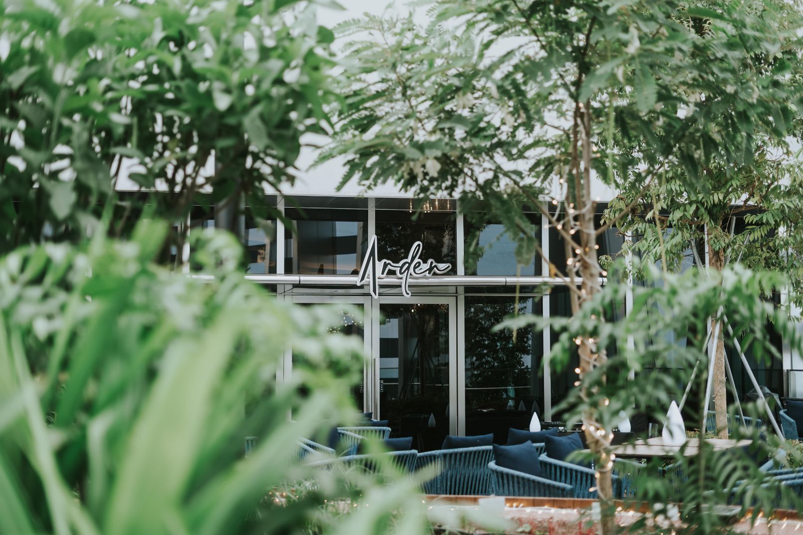 1-Arden Sky Bar & Food Forest at CapitaSpring Singapore