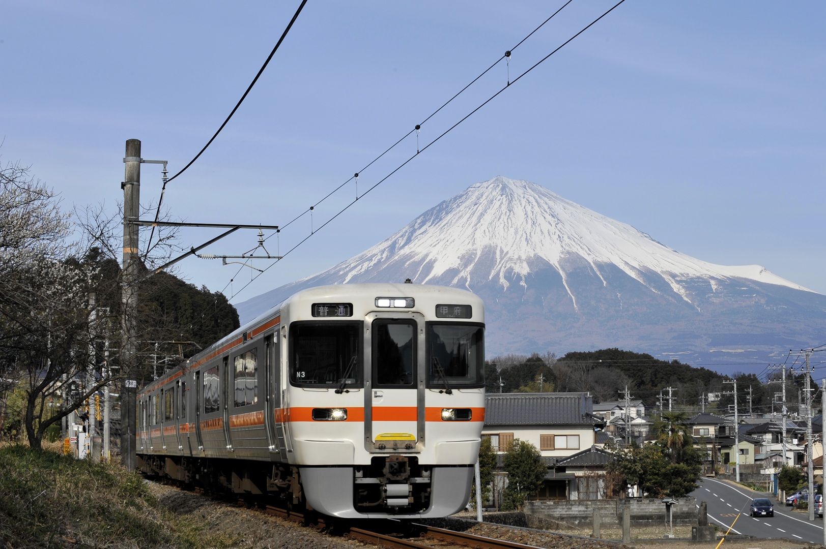 葛飾北齋彩繪列車