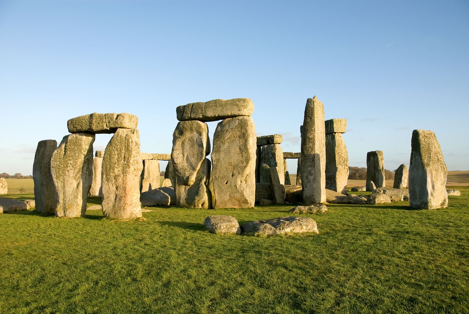 Windsor, Stonehenge &amp; Oxford Tour from London