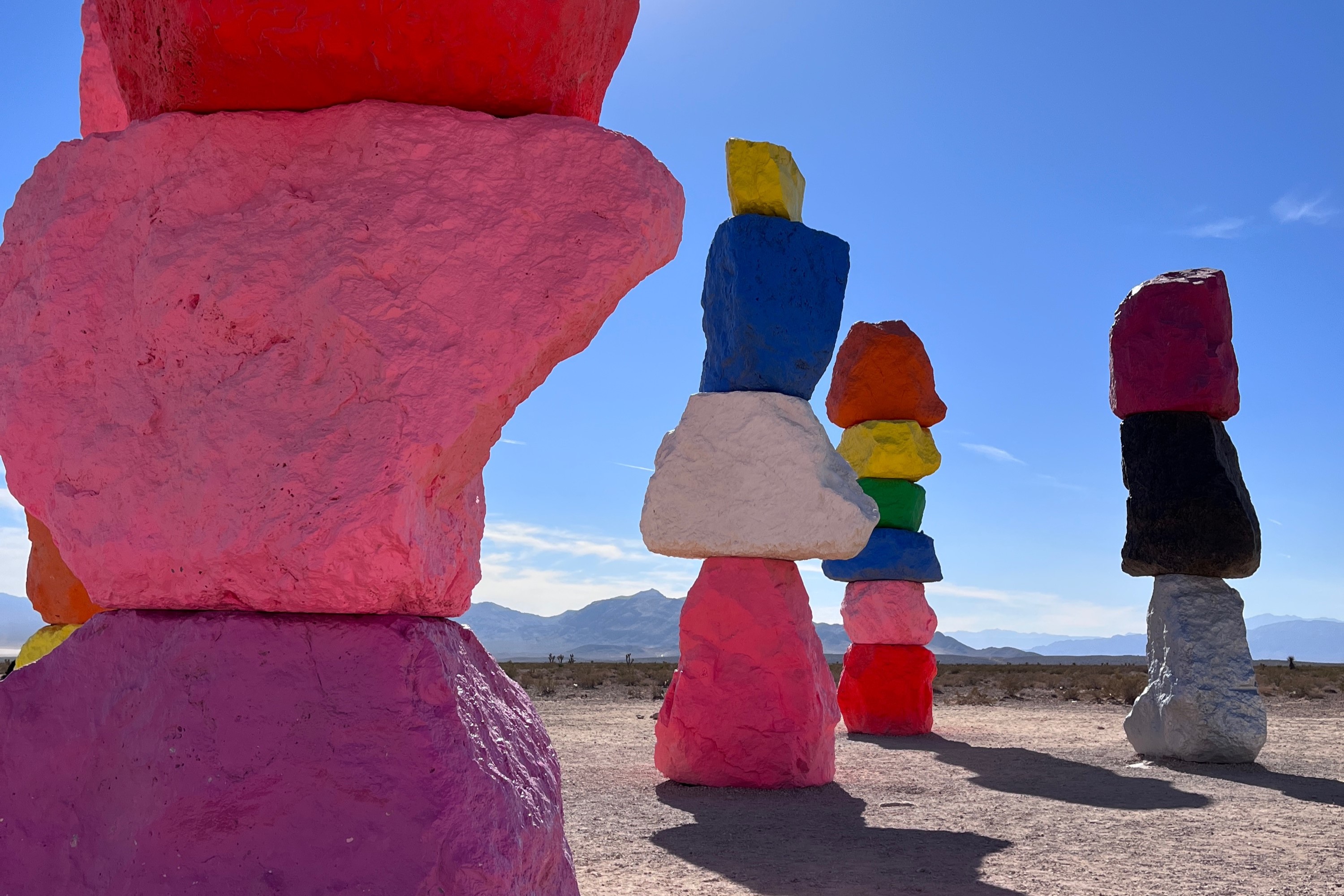 Valley of Fire and Seven Magic Mountains Day Tour from Las Vegas