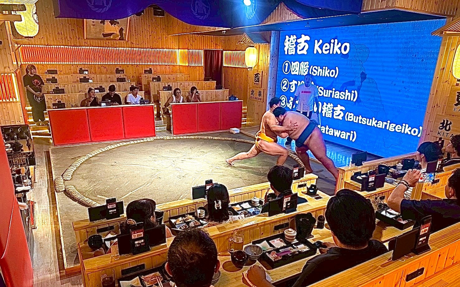 Sapporo: Sumo Show Experience with Japanese food & Photo