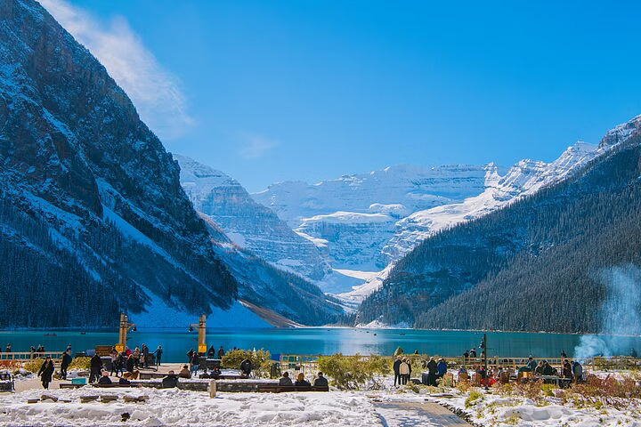 Moraine Lake, Lake Louise and Peyto Lake Day Tour