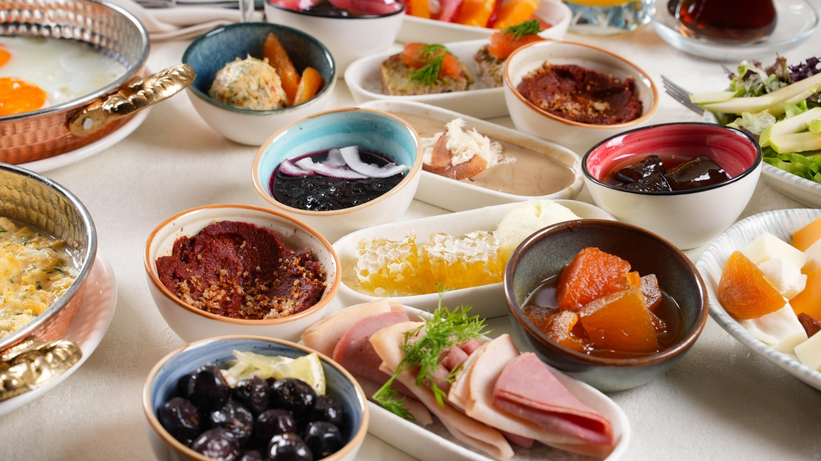 Traditional Turkish Breakfast and Bosphorus Cruise