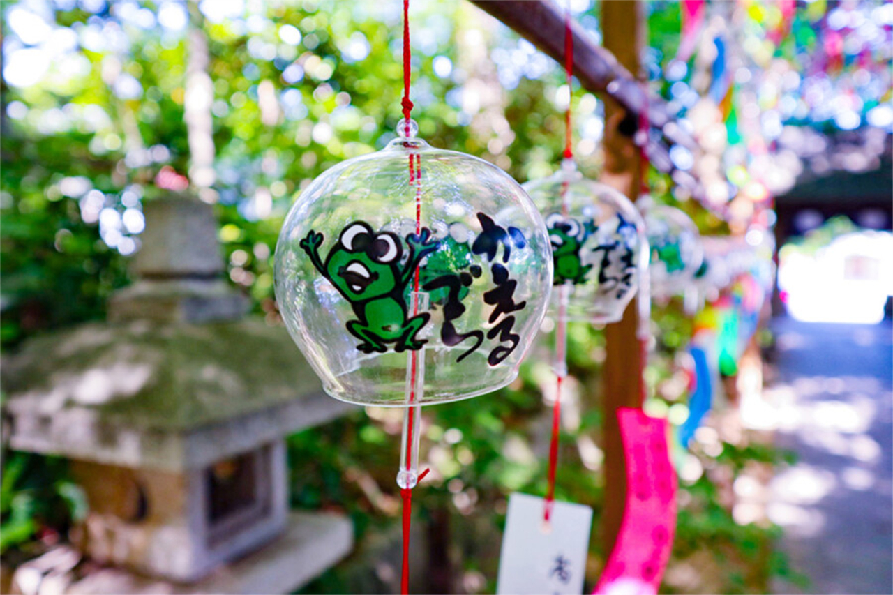 Kyushu: Dazaifu, Nyoirinji Temple, Yufuin, and Yufuin Forest Scenic Train Day Tour (Depart from Fukuoka)