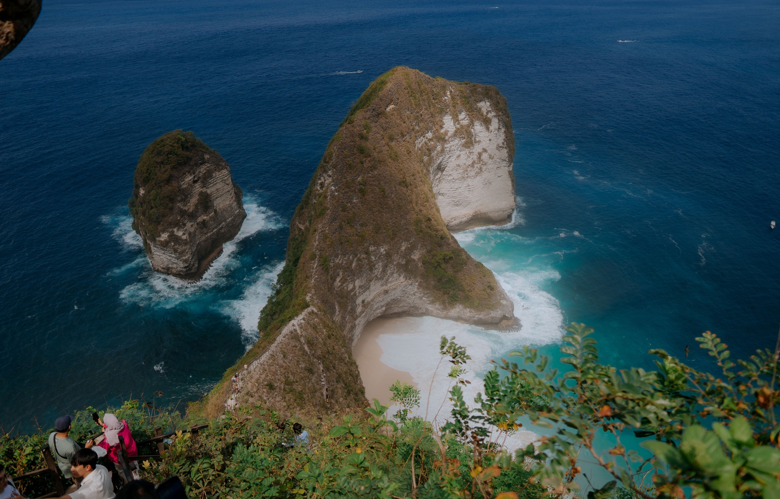 kelingking beach nusa penida