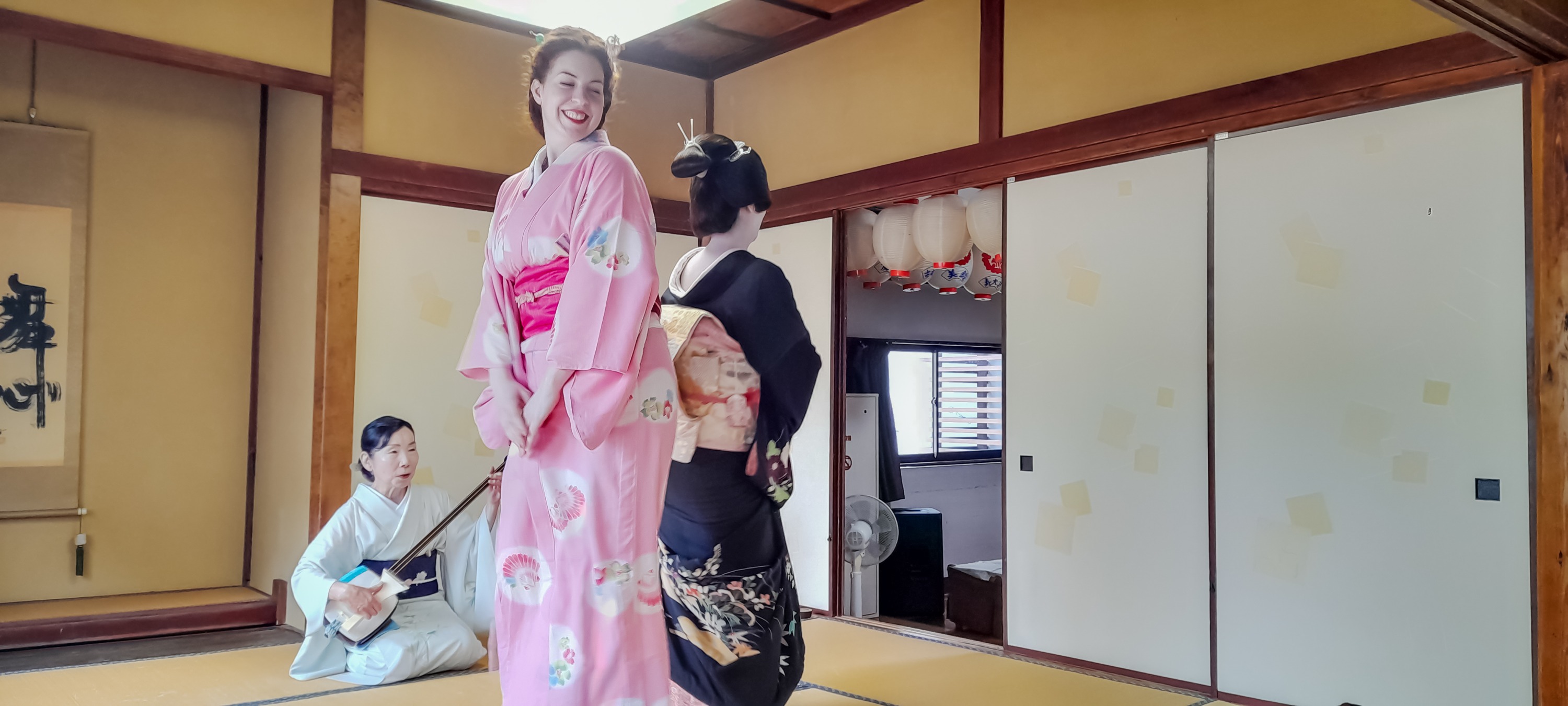 日本藝伎舞蹈表演  & 熱海小團傳統遊戲體驗