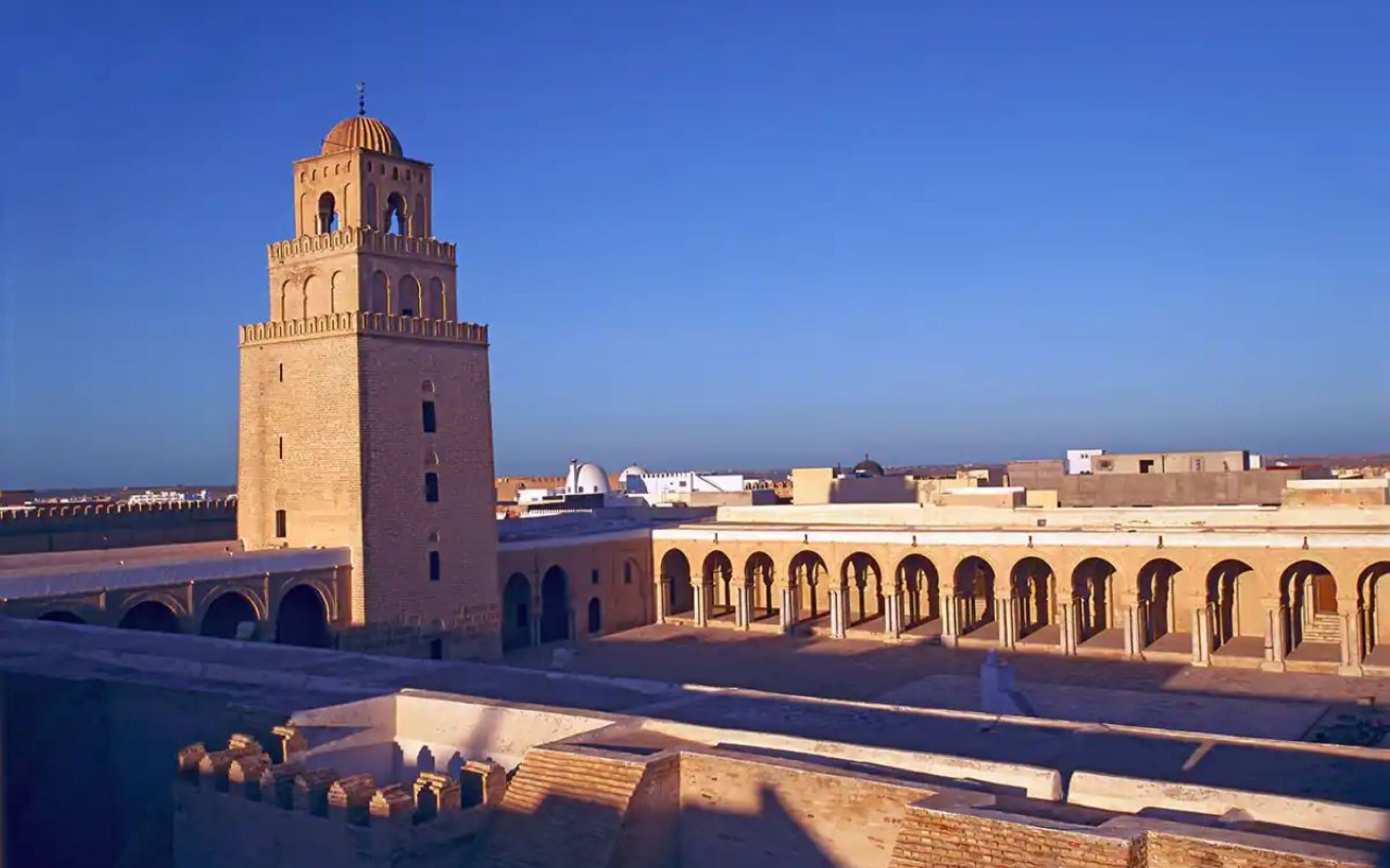 Douz & Tozeur 2-Day Private Desert Experience