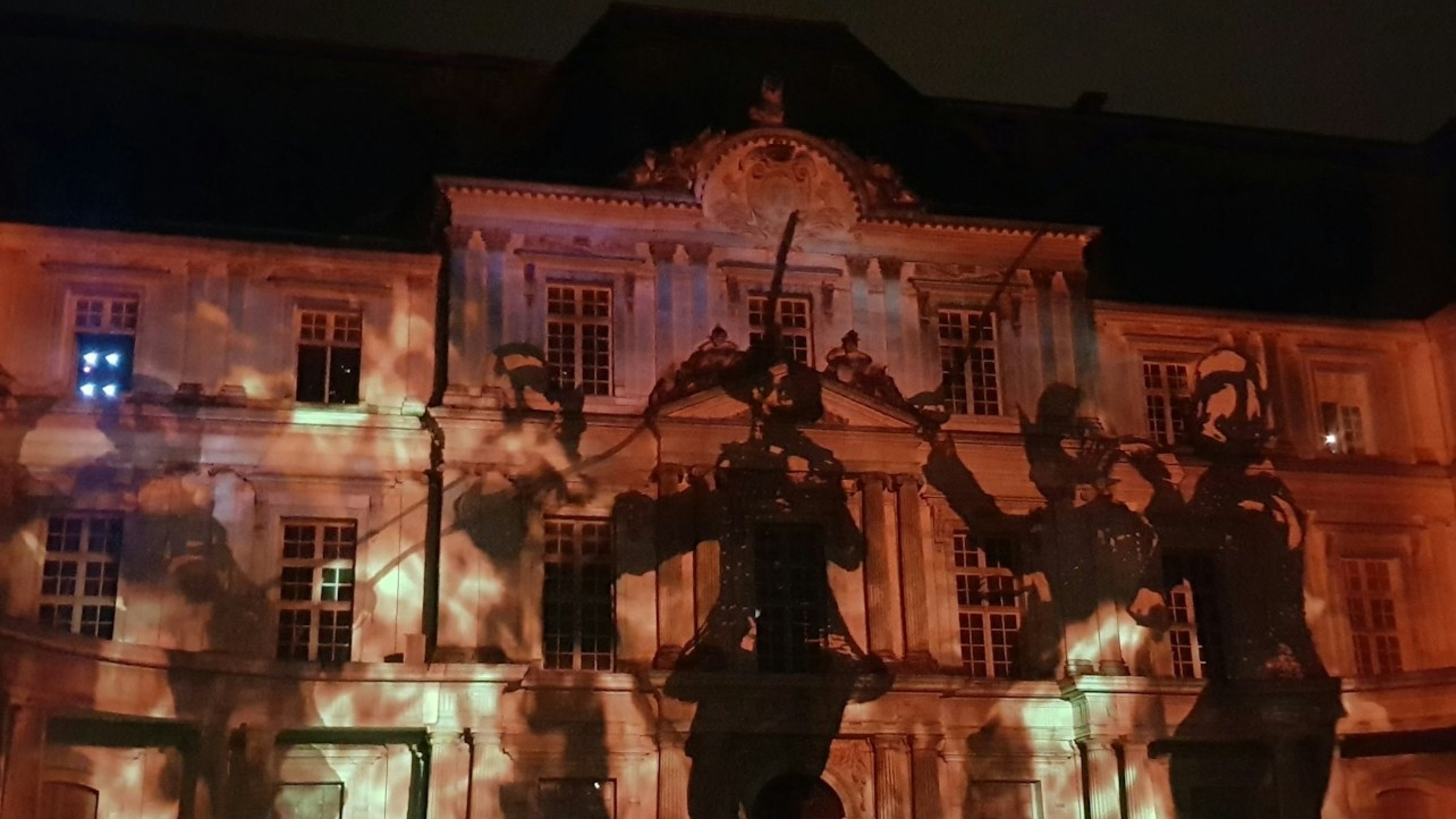 The audience will be seated outdoors to look at colorful visuals and dramatic narration on the castle's grand exterior
