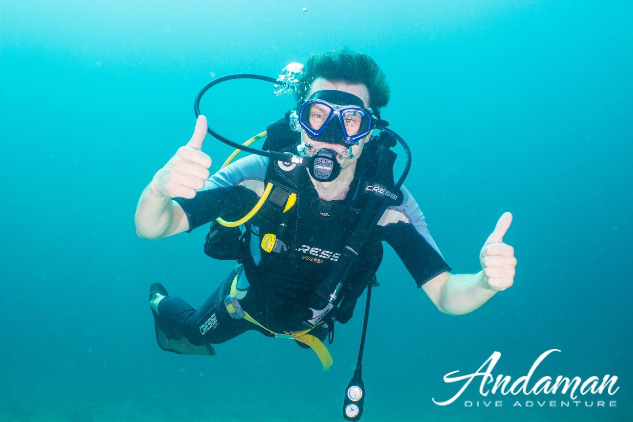 寧靜的海濱：PADI 蘭達島潛水套餐 5* 潛水中心