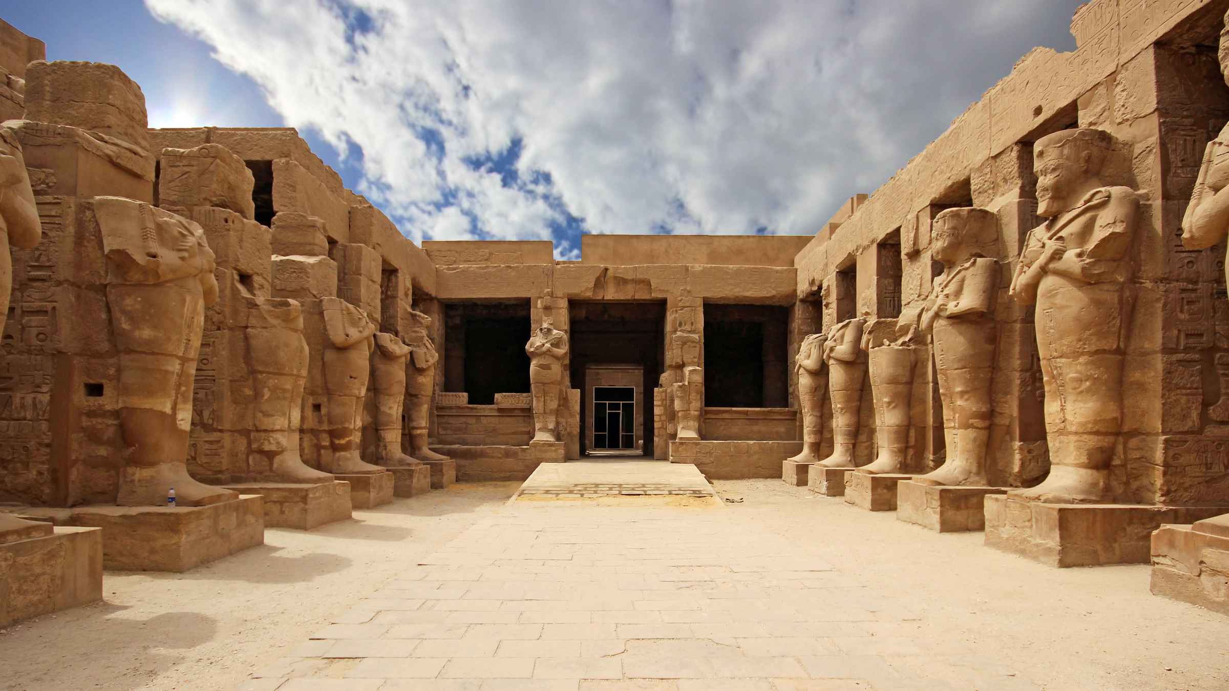 Full day Tour to East and West Banks of Luxor from Cario by Flight