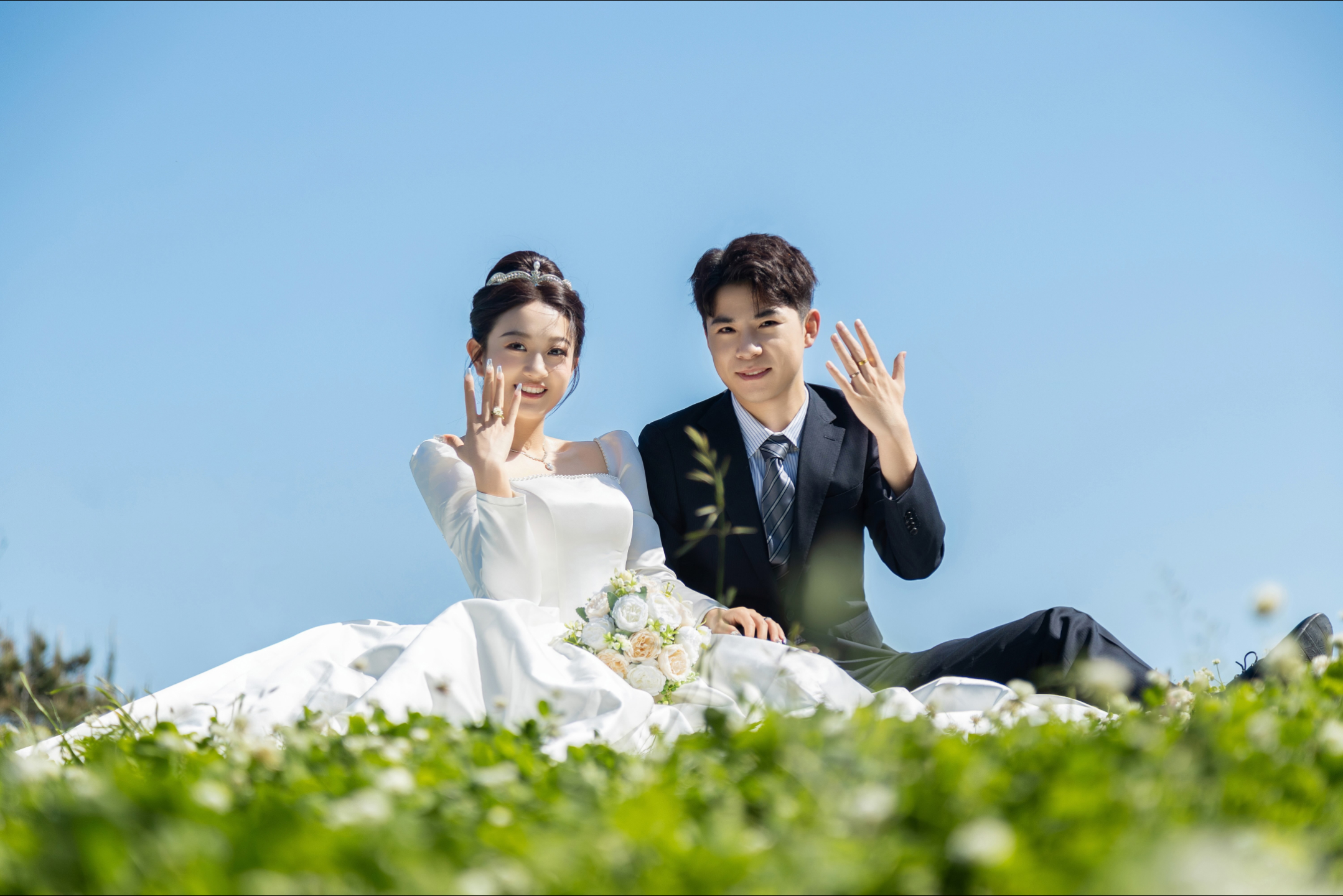 西丘高地公園（春季賞櫻） - 當地公園以春季美麗的櫻花而聞名，提供季節性和浪漫的背景