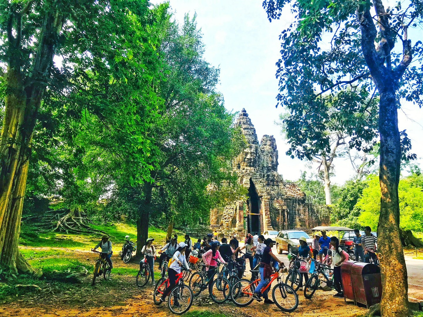 租借自行車,隨時停靠在您想去的地方,並繼續前往下一個目的地! 租借自行車,隨時停靠在您想去的地方,並繼續前往下一個目的地!