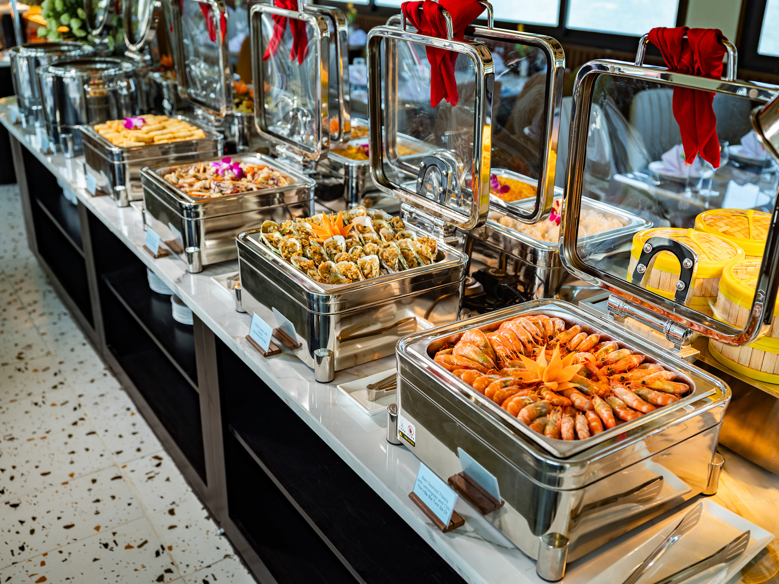 一場海上的美味之旅 — 從新鮮海產開始 一場海上的美味之旅 — 從新鮮海產開始