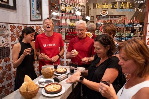 Evening Tapas Adventure Tour in Madrid