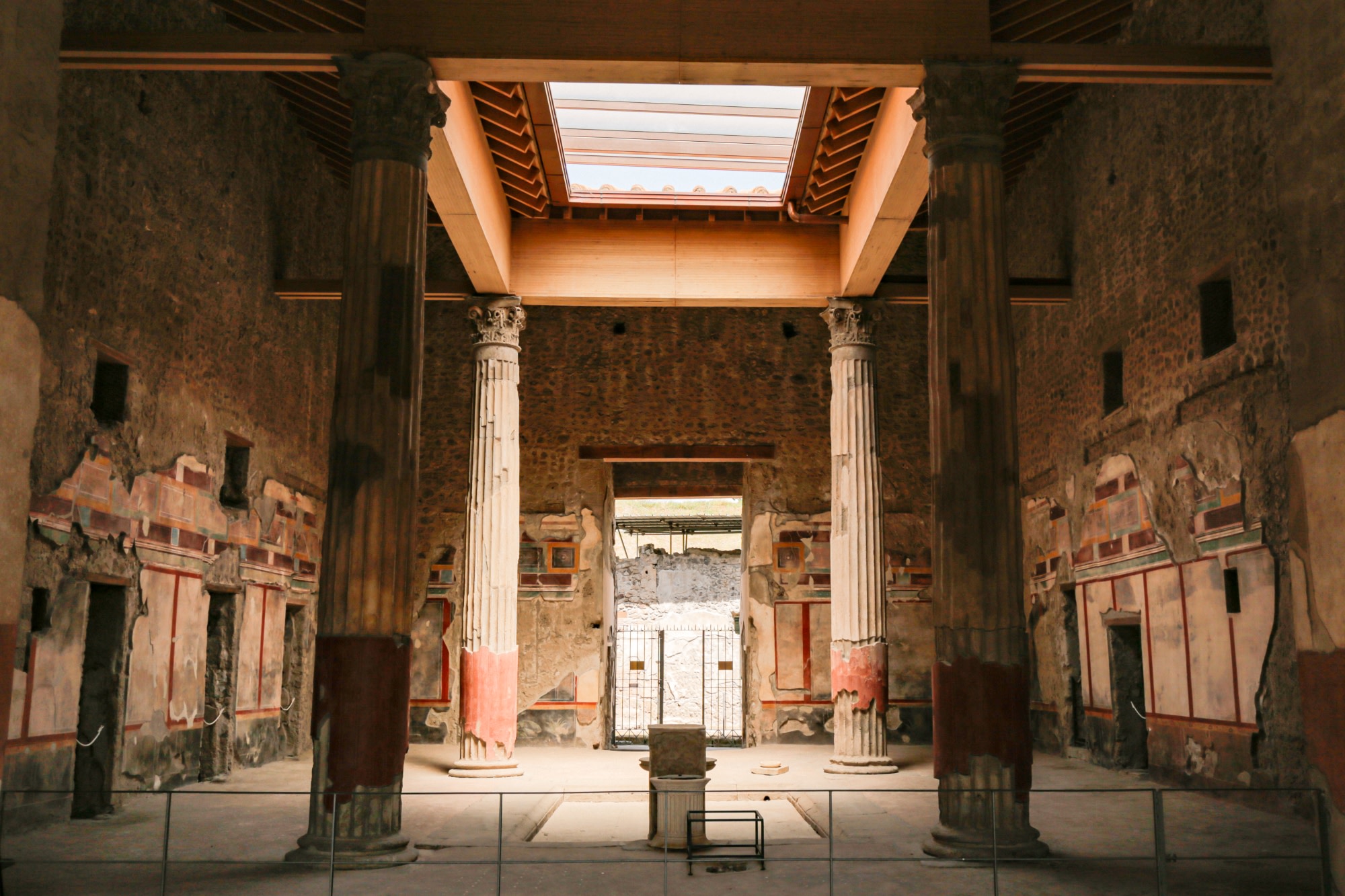 Tour of Pompeii: Guided Walk with Priority Access