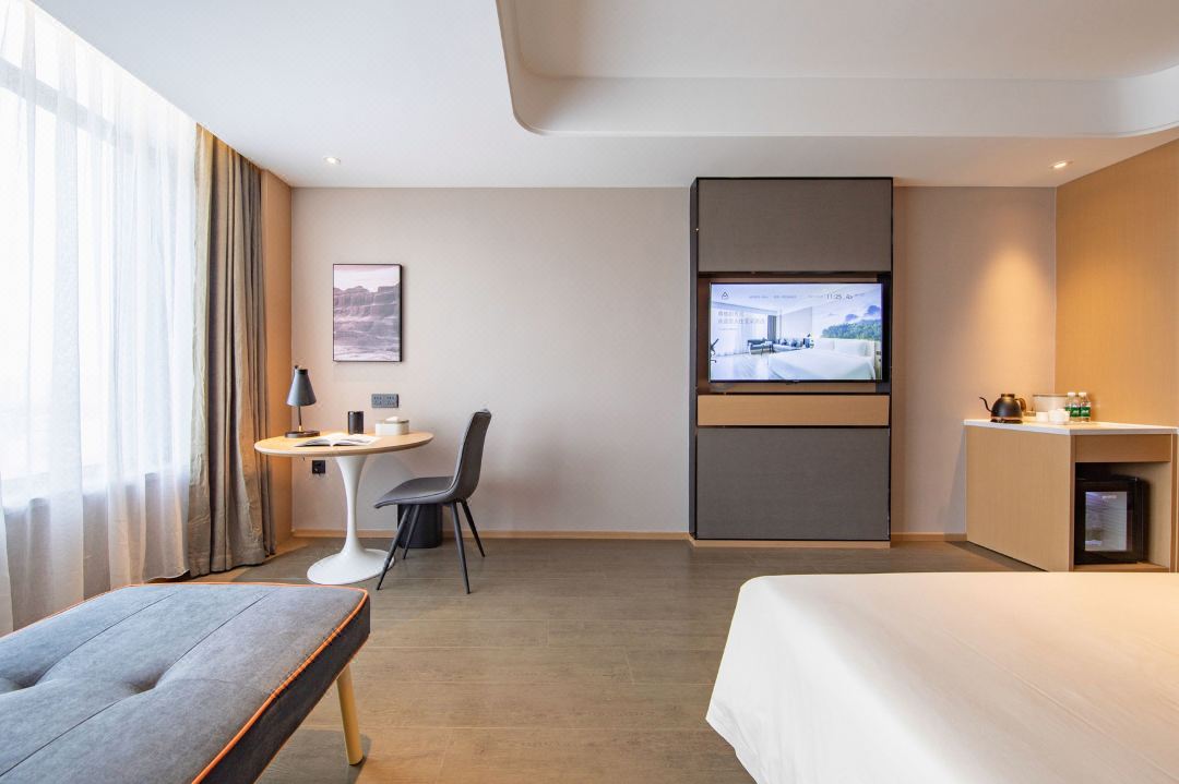 Guangzhou Liwan Jiaokou Subway Station Atour Hotel Accommodation Package