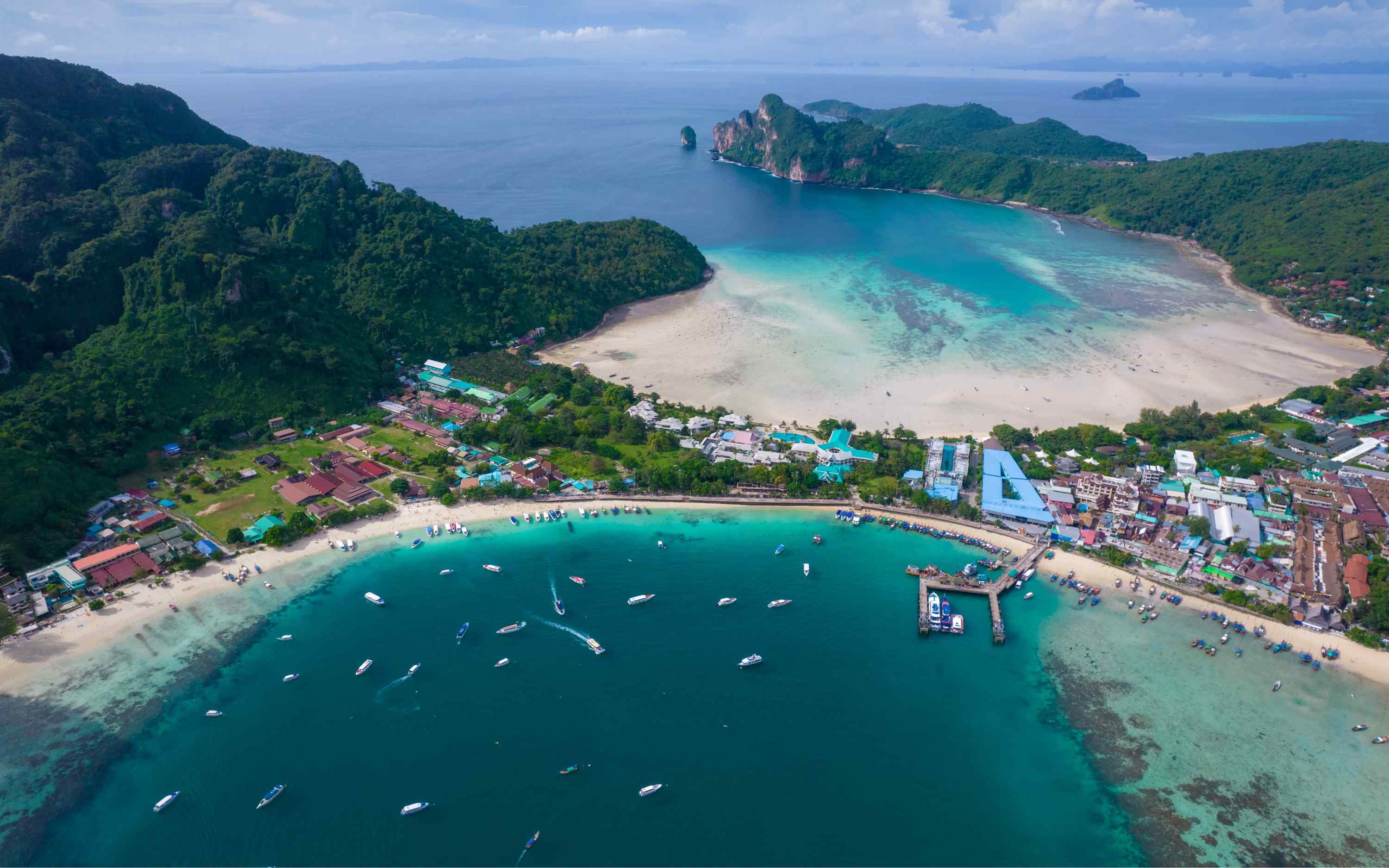 ZCoCo Beach & Phi Phi Islands Full-Day Tour