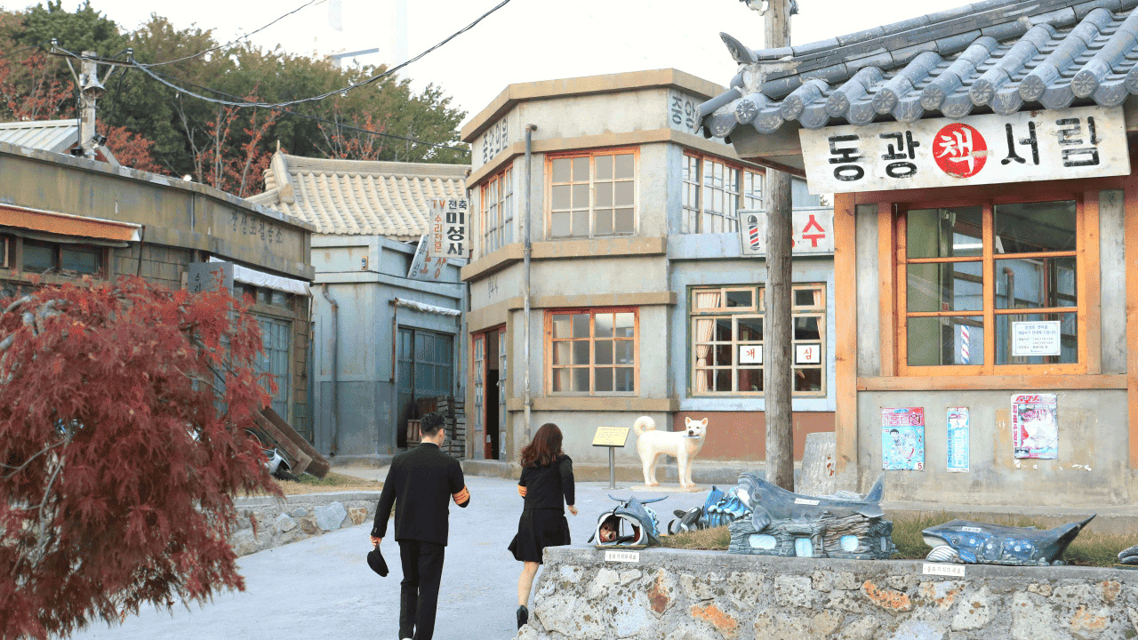 🐋 鯨魚文化村 – 探索蔚山的鯨魚文化村，享受有趣的韓國校服體驗！👩‍🏫✨