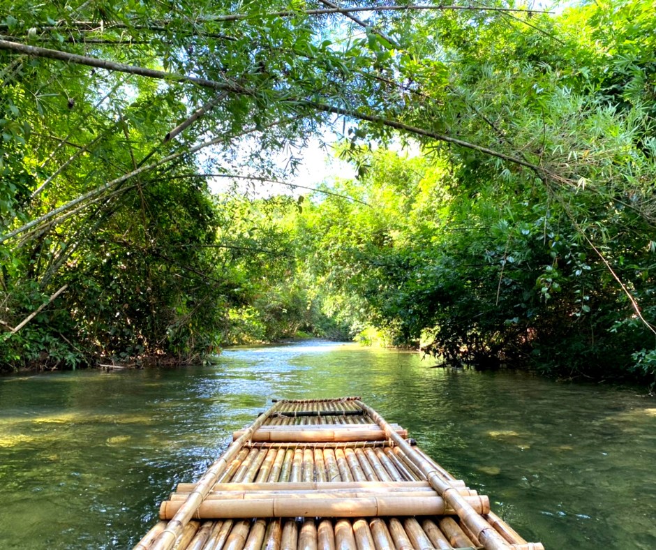  Join-in Wang Khiang Khu Waterfall and Bamboo Rafting From Krabi 