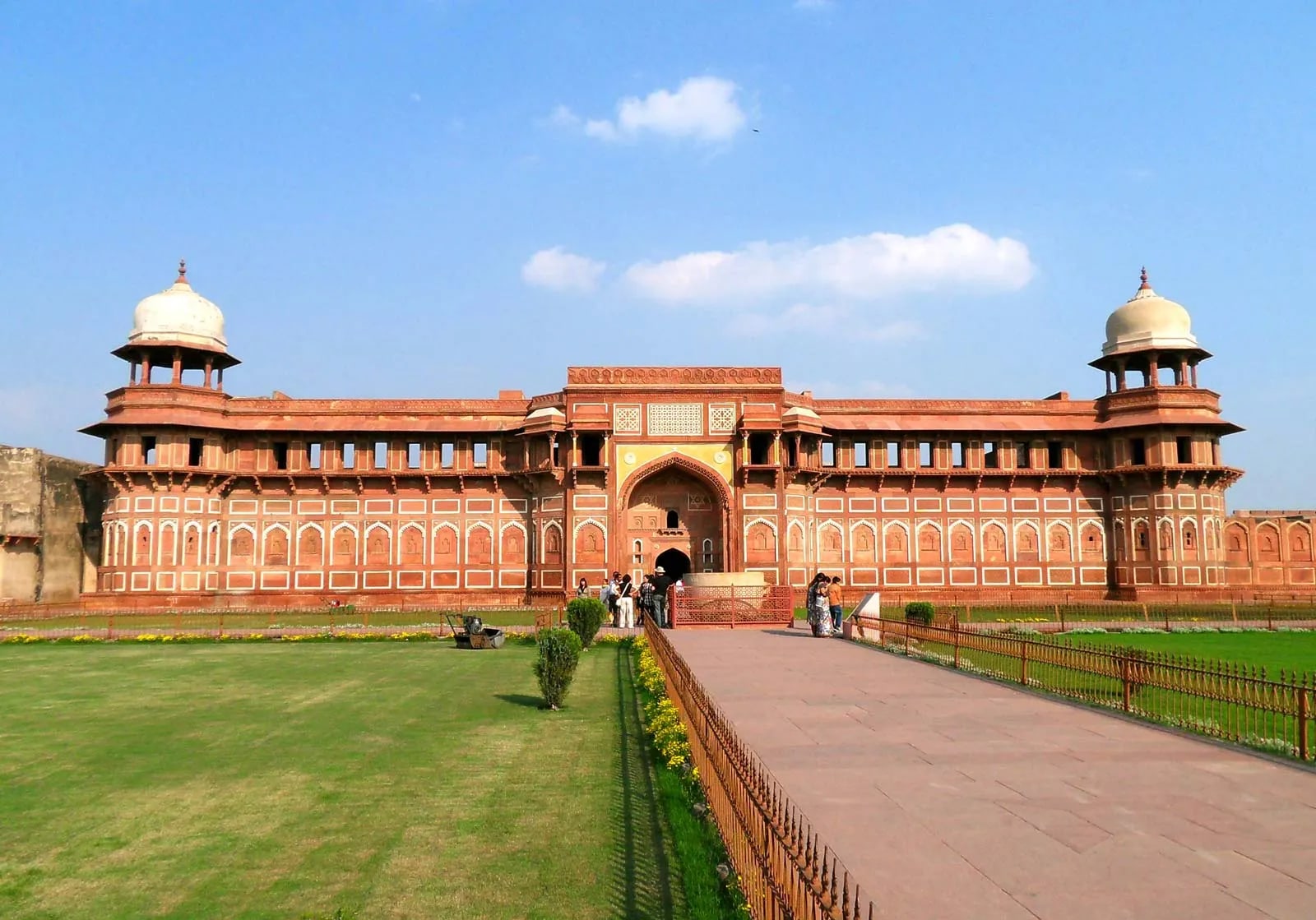 Private Tour Guide in Agra with Options