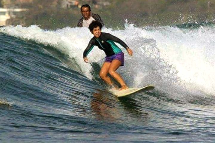 Gerupuk海灘衝浪課程（Surf Course Lombok提供）