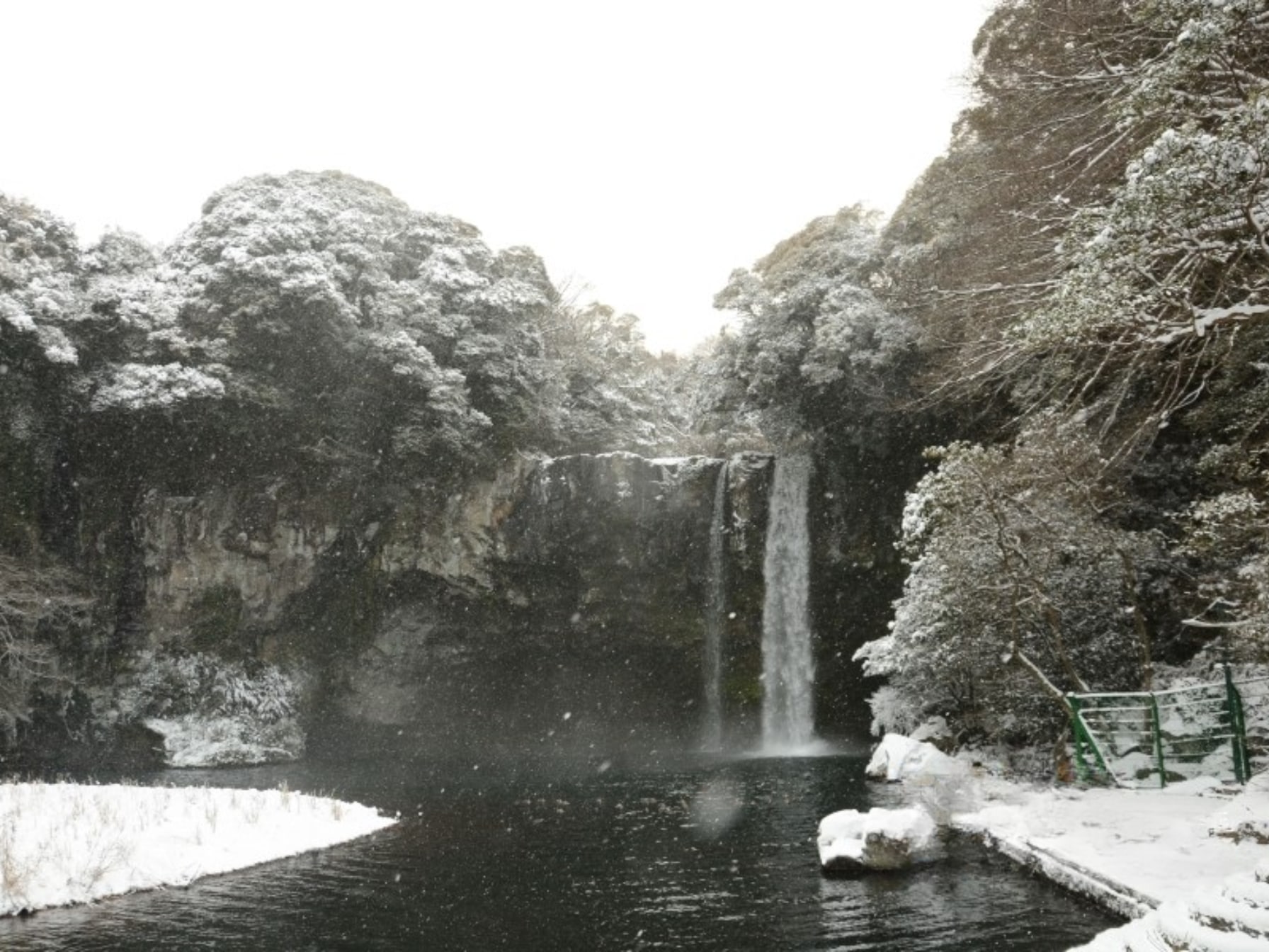 濟州島東部／西部／南部聯合國教科文組織景點一日遊