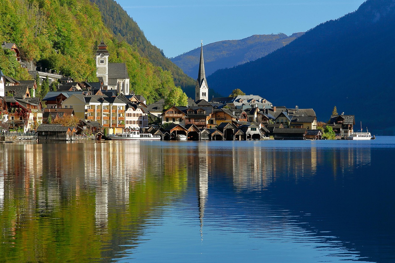 [Chinese Tour] Round Trip from Munich, Germany Hallstatt Postcard Viewing Platform + Lake Wolfgang Day Tour (Travel to Laqun/Twin Lake Secret Land)