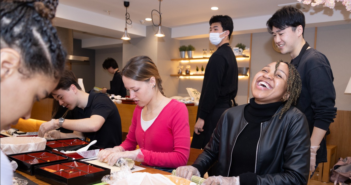 Best Sushi Making Class in Tokyo: Sushi Making Class Shibuya