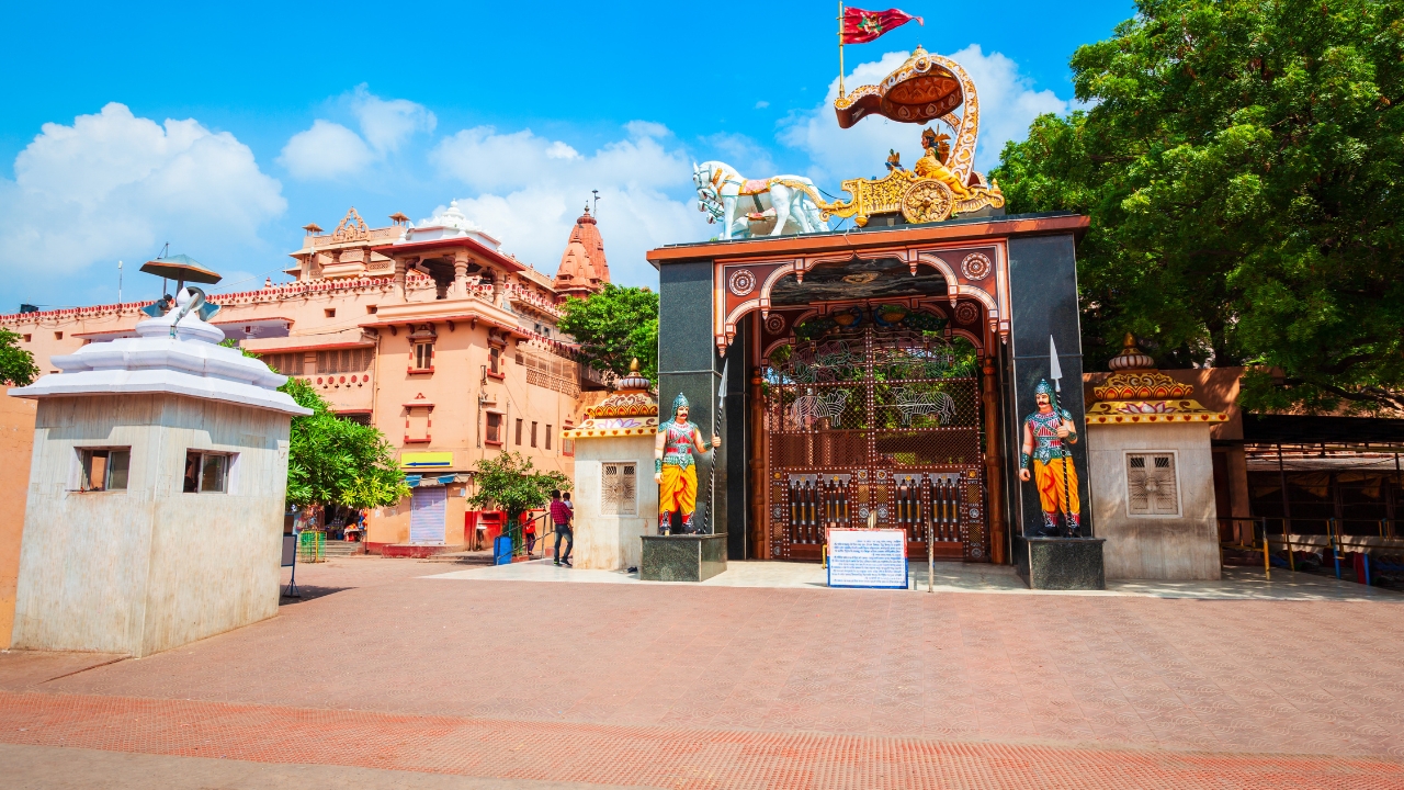 Same Day Mathura and Vrindavan Tour From Delhi 
