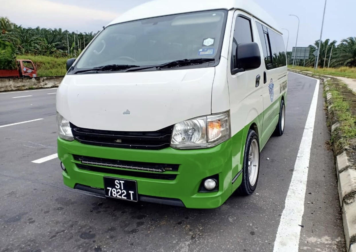 Private Transfers between Tawau Airport and Semporna