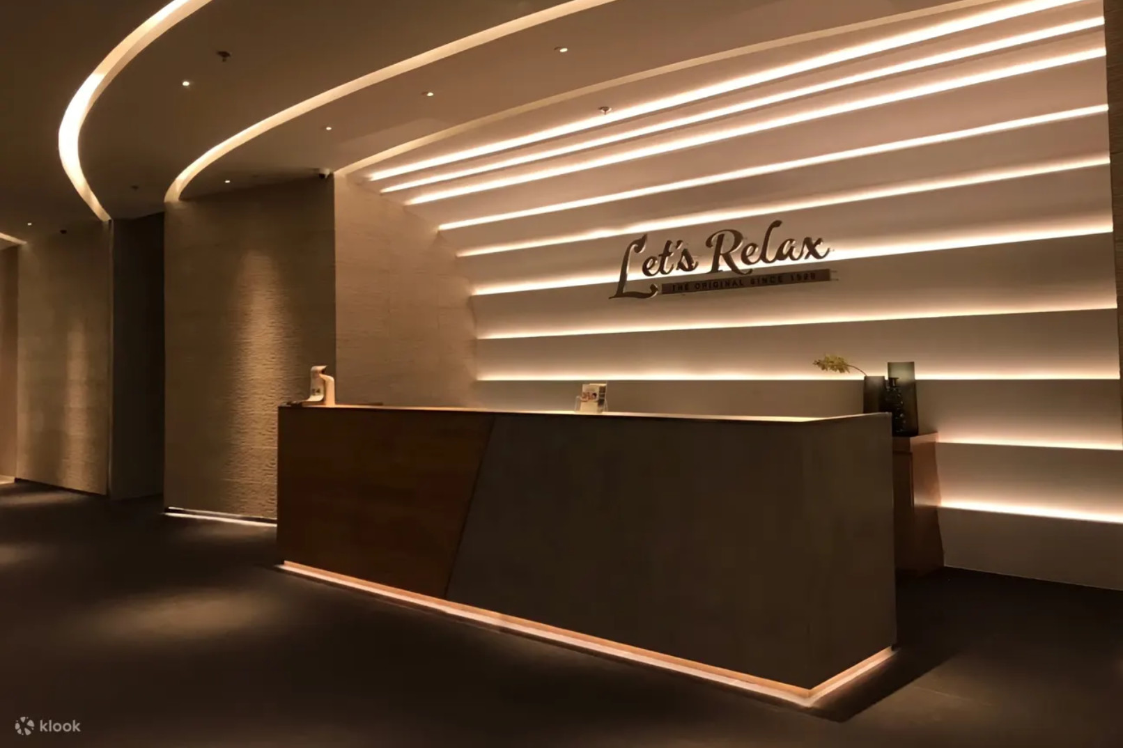 Let's Relax Spa at Emquartier Experience in Bangkok